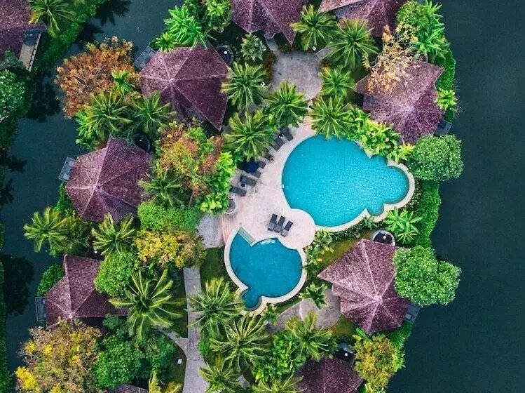 Peace Laguna Resort & Spa   Sha Extra Plus