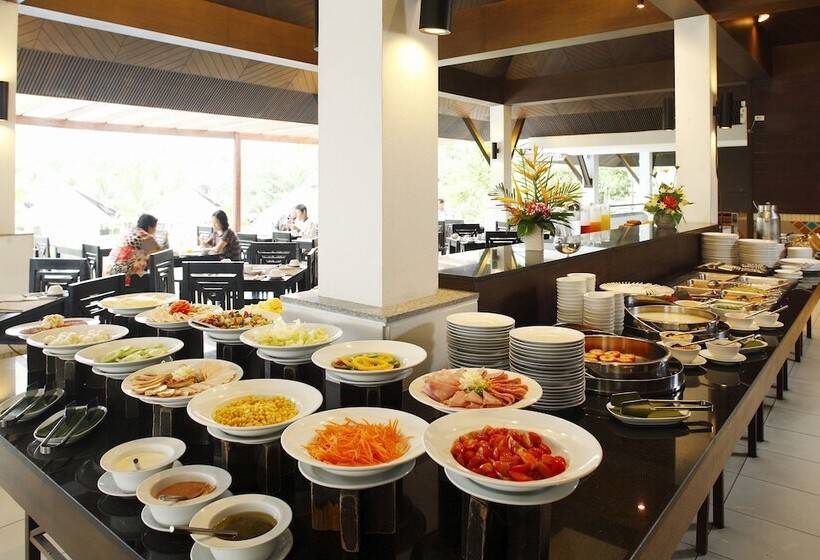 Peace Laguna Resort & Spa   Sha Extra Plus