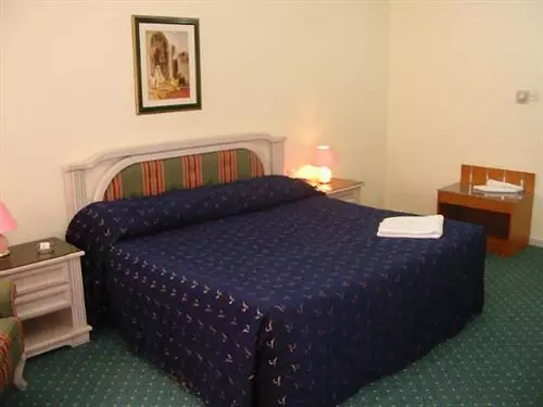 Ramee Guestline Deira Hotel