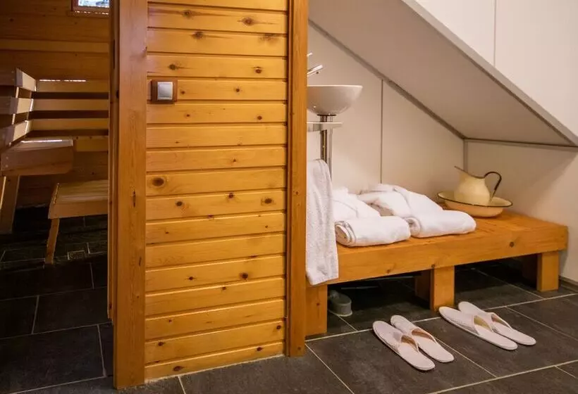 Somlom   Eco Friendly Montseny