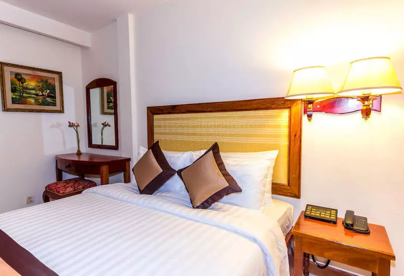 ホテル Angkor Vireak Chey