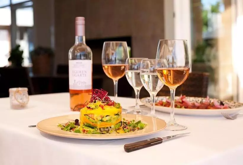 Apartamentos Sol Romántica By Dot Suites