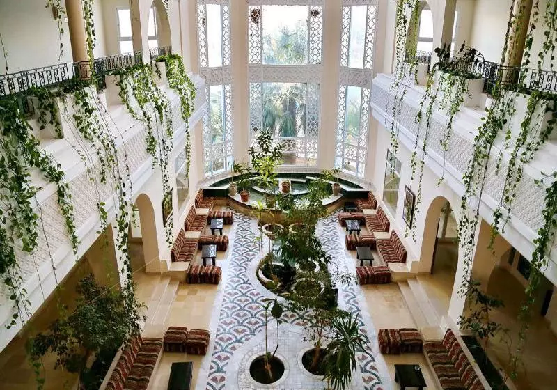 Hotelli Cyclamens Mechmoum  And Spa