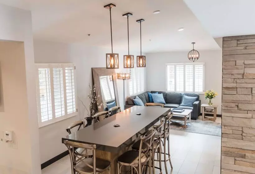 هتل Best Western Plus Manhattan Beach