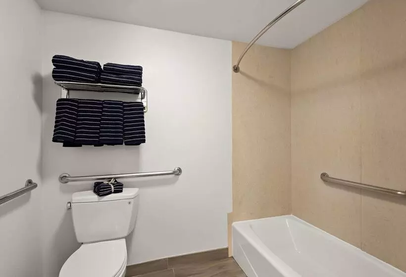 هتل Best Western Plus Manhattan Beach