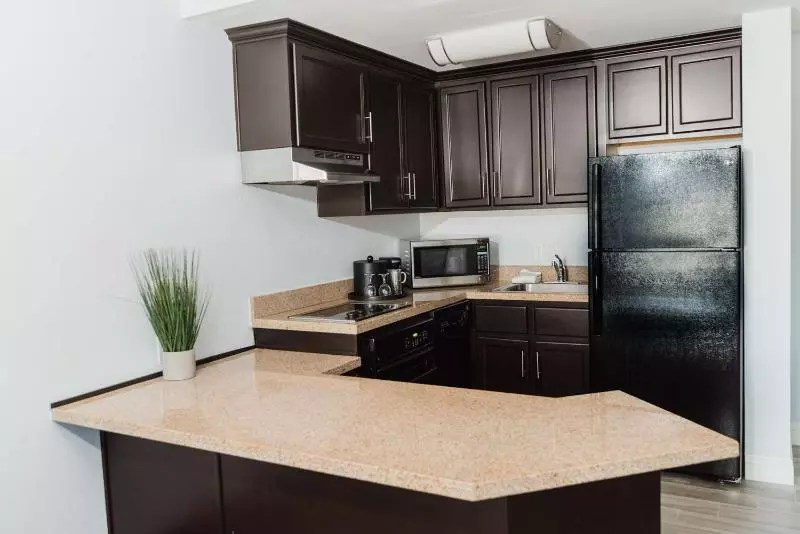 هتل Best Western Plus Manhattan Beach