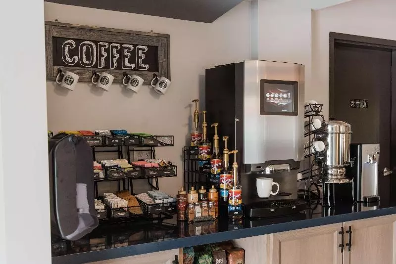 هتل Best Western Plus Manhattan Beach