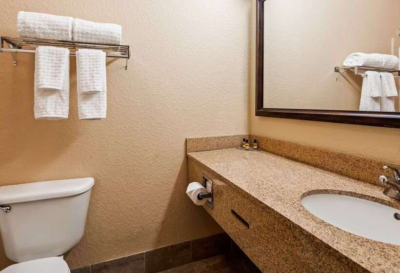 ホテル Best Western Plus Strawberry Inn & Suites