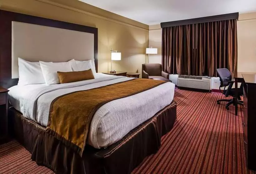 호텔 Best Western Plus Strawberry Inn & Suites