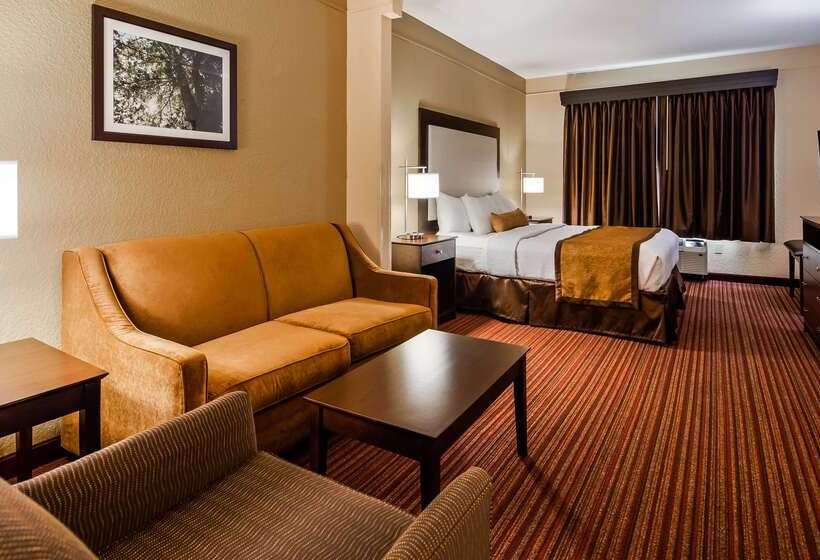 ホテル Best Western Plus Strawberry Inn & Suites