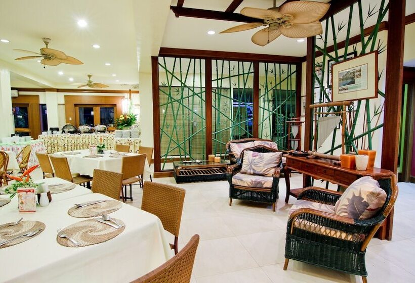 ホテル Boracay Tropics Resort