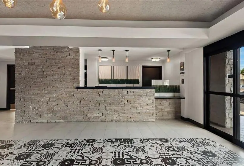 City Express by Marriott Manhattan Beach