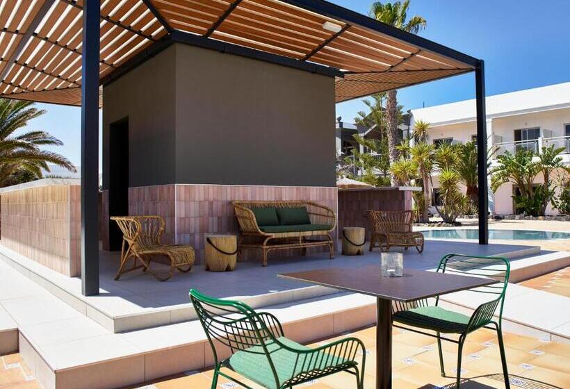 هتل Coral Cotillo Beach