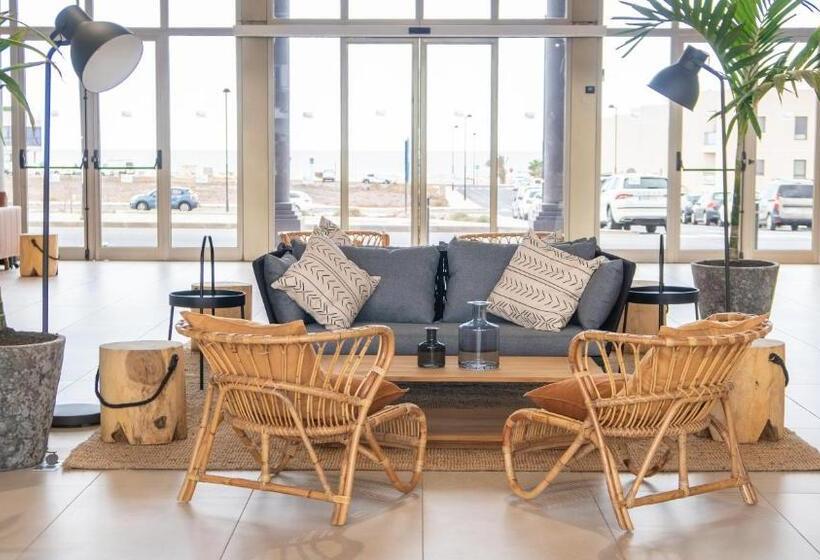 هتل Coral Cotillo Beach