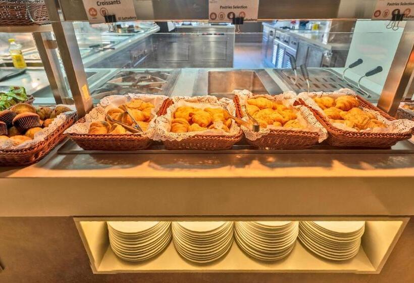 هتل Coral Cotillo Beach