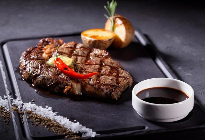 ホテル Crowne Plaza Moscow World Trade Centre, An Ihg