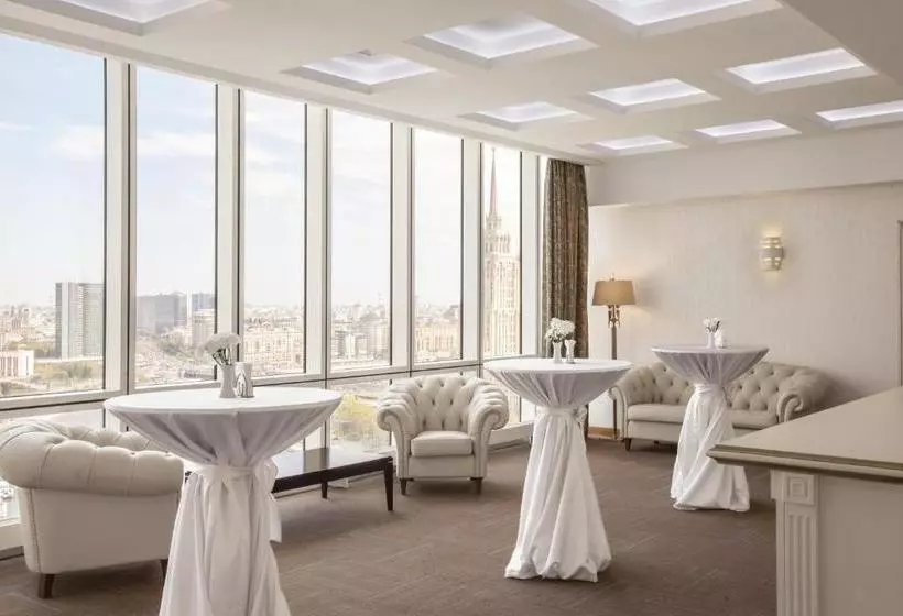 هتل Crowne Plaza Moscow World Trade Centre, An Ihg