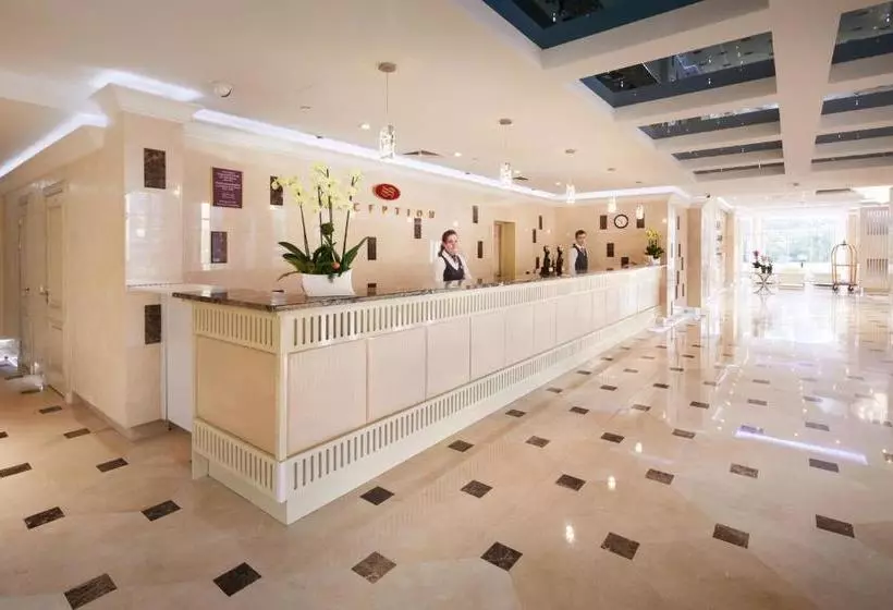 هتل Crowne Plaza Moscow World Trade Centre, An Ihg