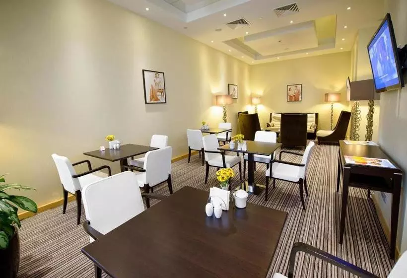 هتل Crowne Plaza Moscow World Trade Centre, An Ihg