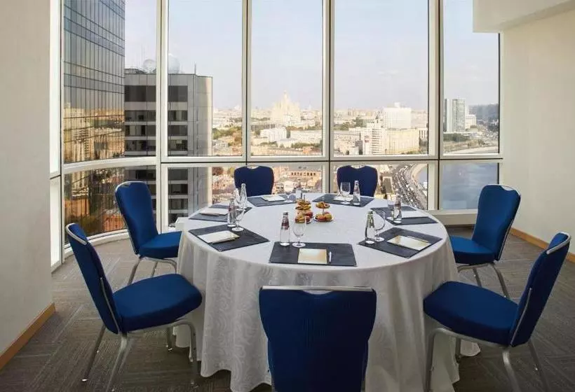 هتل Crowne Plaza Moscow World Trade Centre, An Ihg