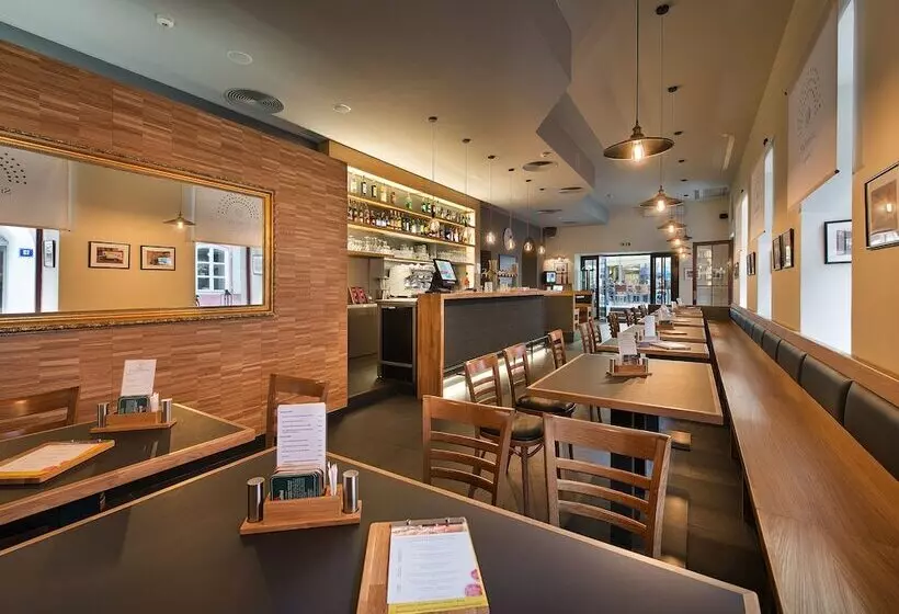 Ea Hotel Royal Esprit