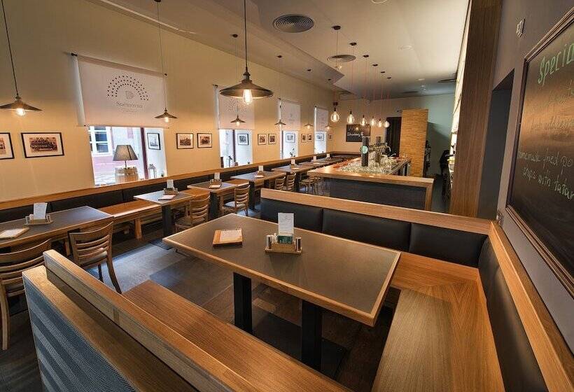 Ea Hotel Royal Esprit