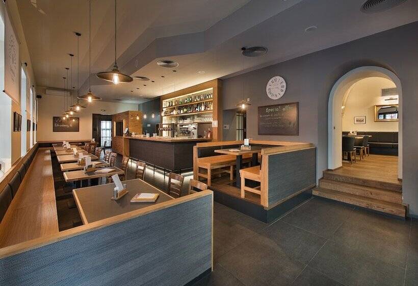 Ea Hotel Royal Esprit