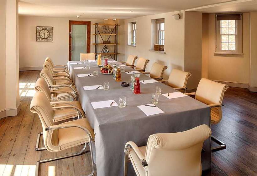 Hotel The Address Citywest