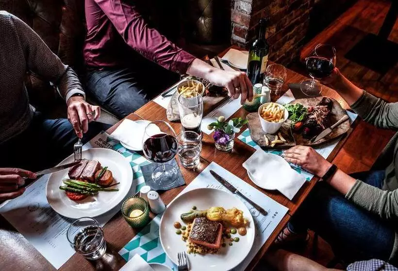 Hotel The Address Citywest