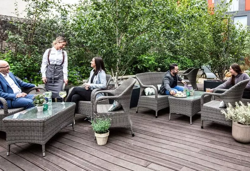 Hotel The Address Citywest