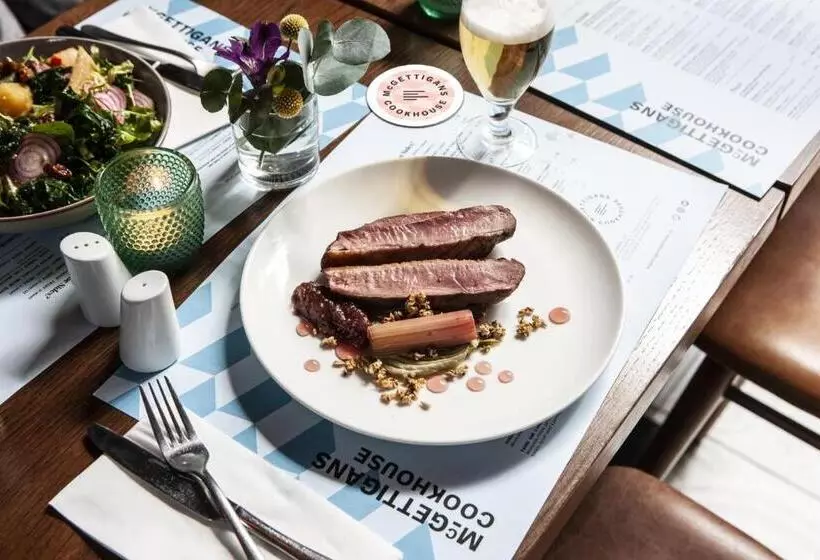 Hotel The Address Citywest