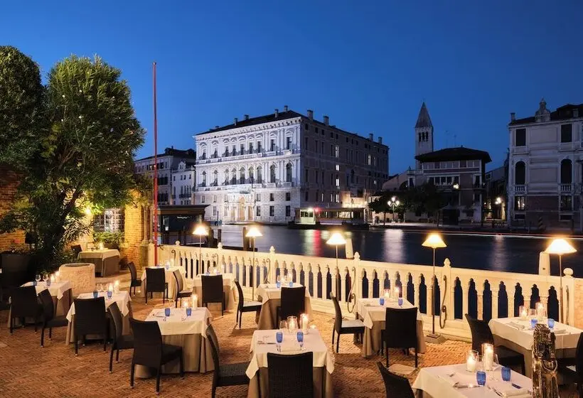 هتل Palazzo Stern