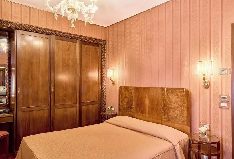 هتل Palazzo Stern