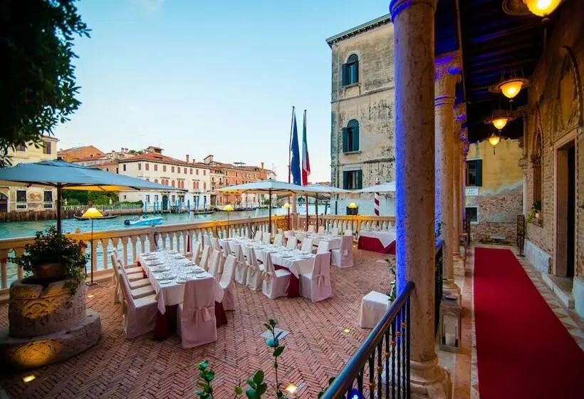هتل Palazzo Stern
