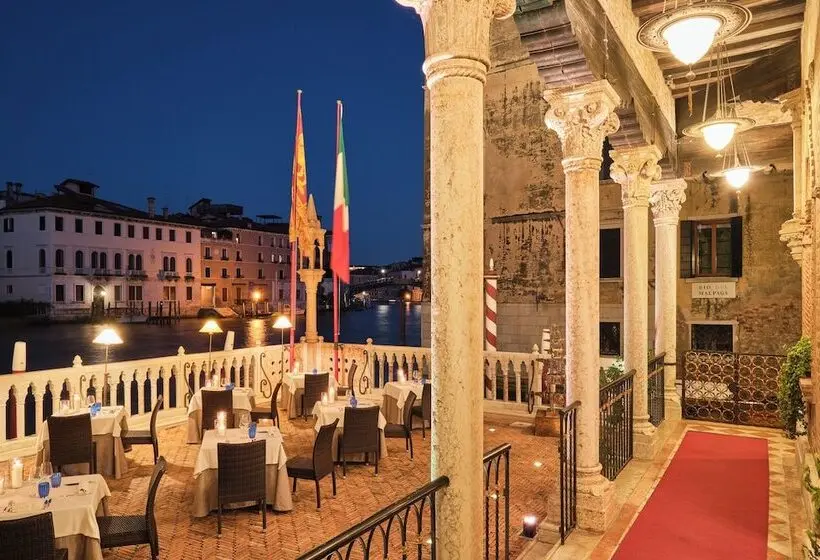 هتل Palazzo Stern