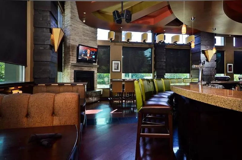 酒店 Sandman Suites Surrey  Guildford