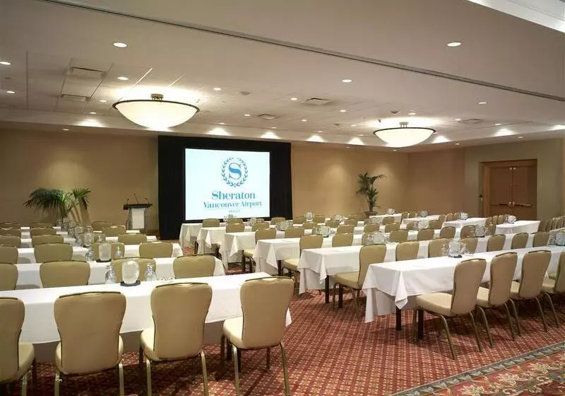 هتل Sheraton Vancouver Airport