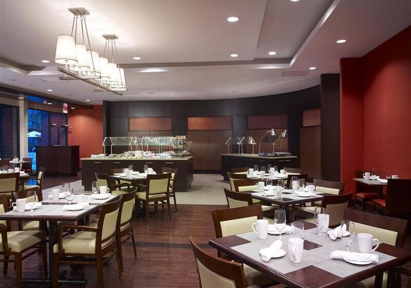 בית מלון כפרי Sheraton Vancouver Airport