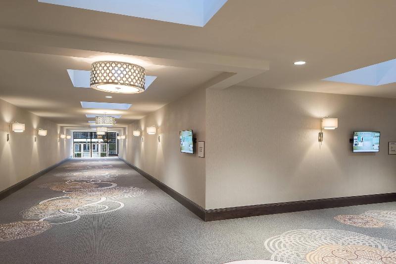 בית מלון כפרי Sheraton Vancouver Airport