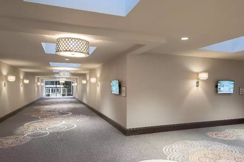 هتل Sheraton Vancouver Airport