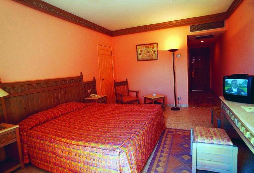 هتل Solymar Pioneers