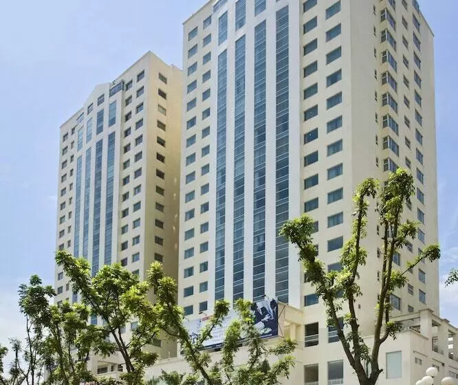 בית מלון כפרי Somerset Hoa Binh Hanoi