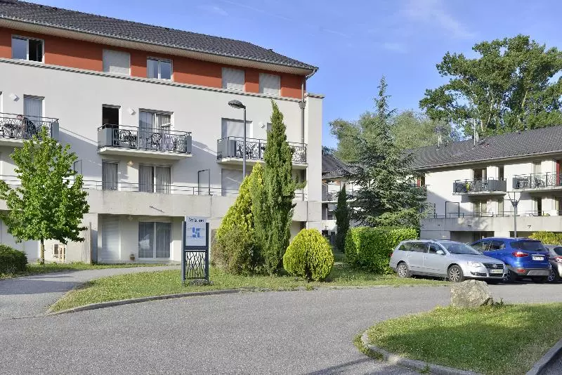 בית מלון כפרי Villa Du Lac