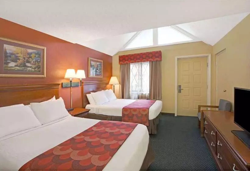 酒店 Super 8 By Wyndham Downtown Gatlinburg At Convention Center