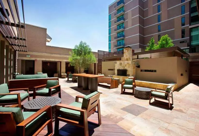 Отель The Highland Dallas, Curio Collection By Hilton