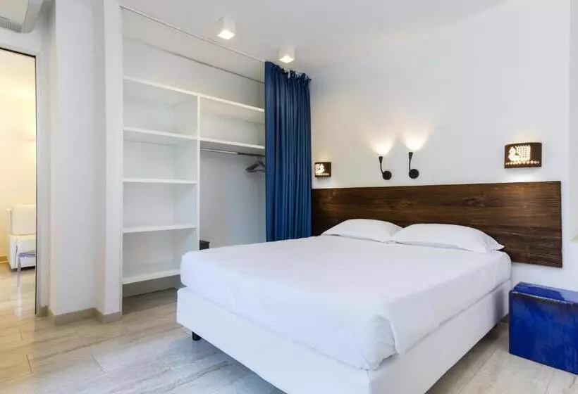 Отель Tirreno Resort