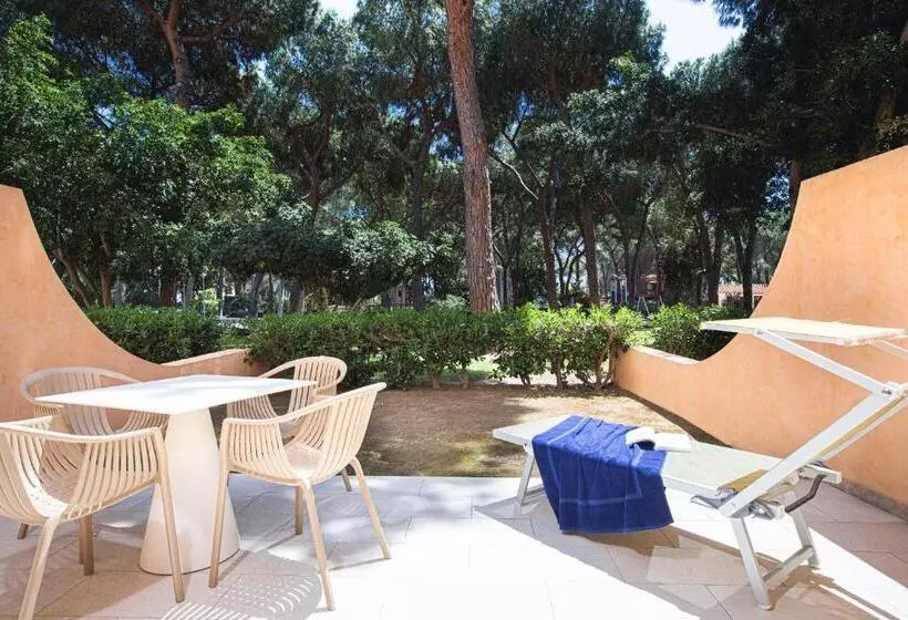 Отель Tirreno Resort