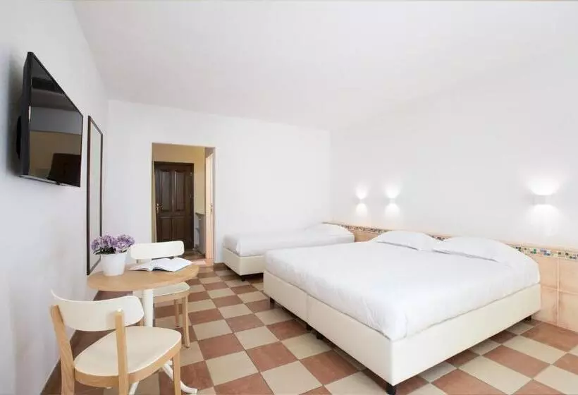 Отель Tirreno Resort