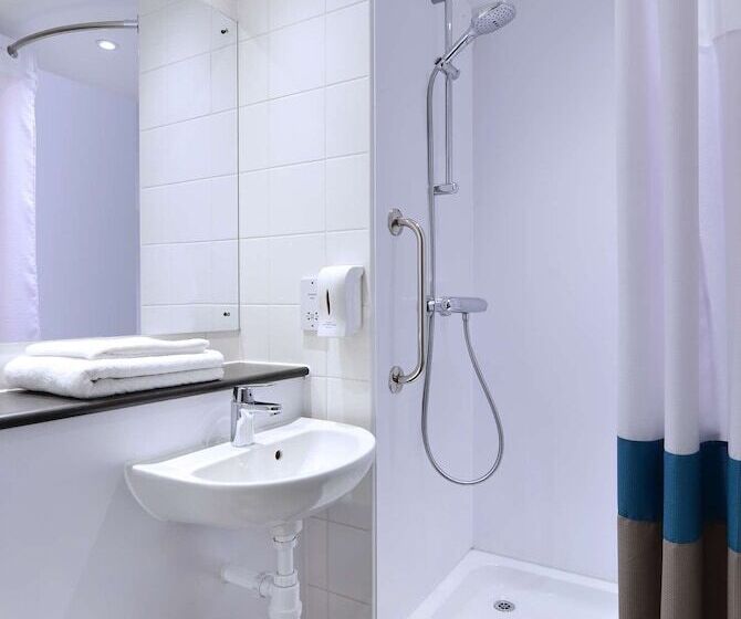 فندق Travelodge Brighton Seafront