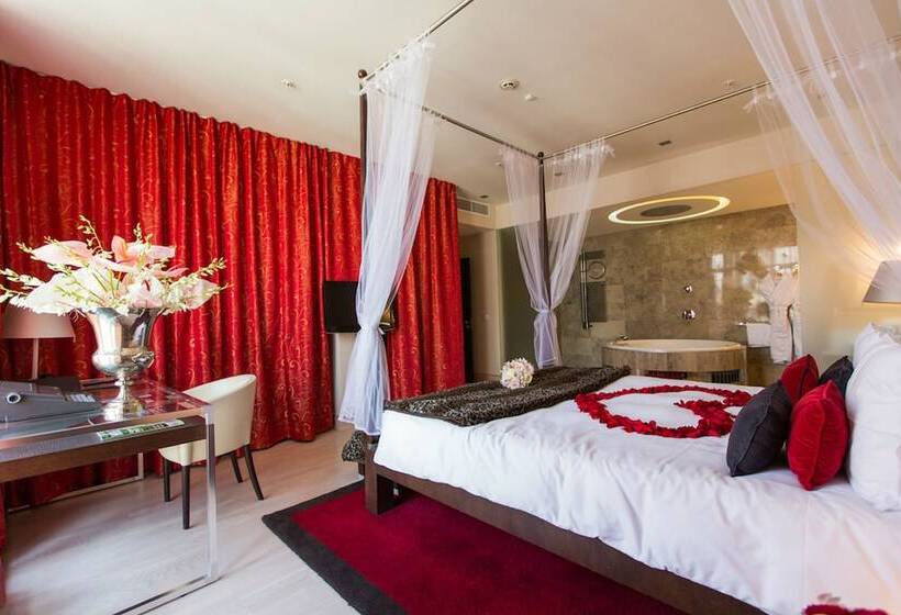 Mamaison All Suites Spa Hotel Pokrovka